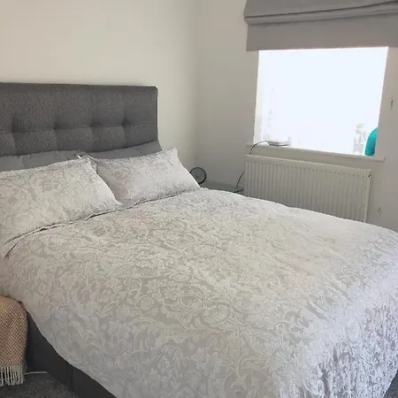 Flat 1 - Entire Modern Studio With En-Suite And Free Parking Close To Qmc, City Centre & Notts Uni Nottingham Exterior photo