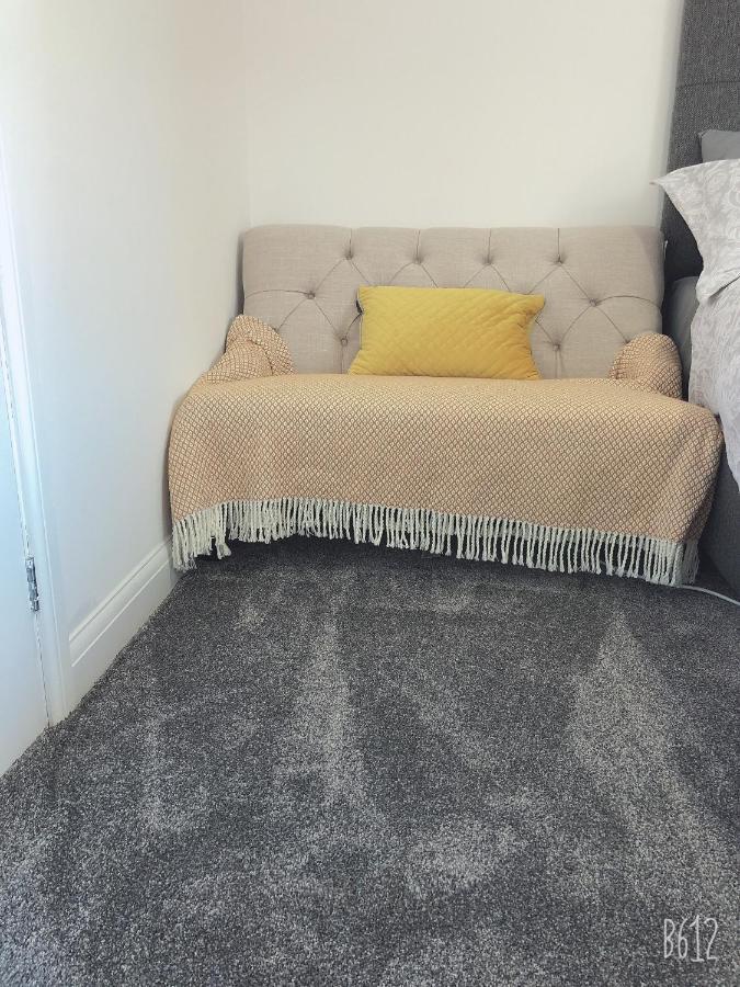 Apartment Flat 1 - Entire Modern With En-suite And Free Parking Close To Qmc, Centre & Notts Uni