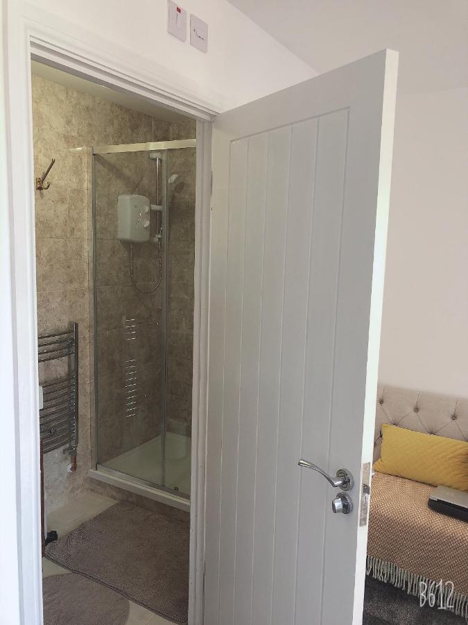Apartment Flat 1 - Entire Modern With En-suite And Free Parking Close To Qmc, Centre & Notts Uni